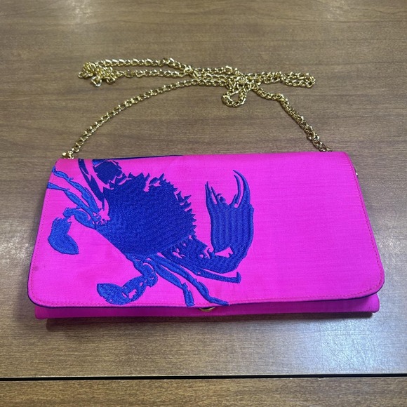 Shiraleah Handbags - Shiraleah Crossbody Bag Womens Small Fuchsia Satin Crab Chain Purse Beach *SPOT*